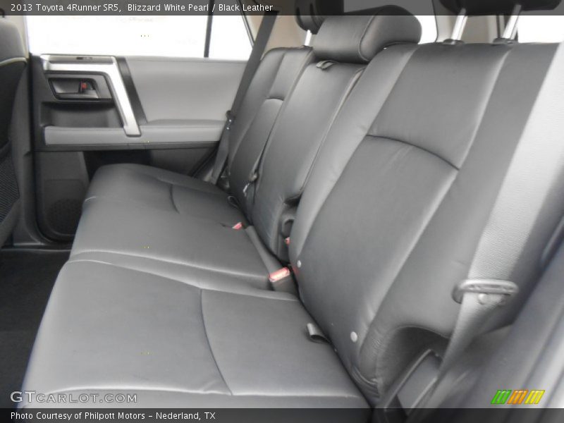 Blizzard White Pearl / Black Leather 2013 Toyota 4Runner SR5