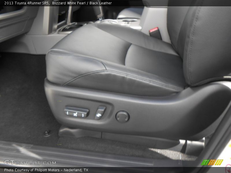 Blizzard White Pearl / Black Leather 2013 Toyota 4Runner SR5