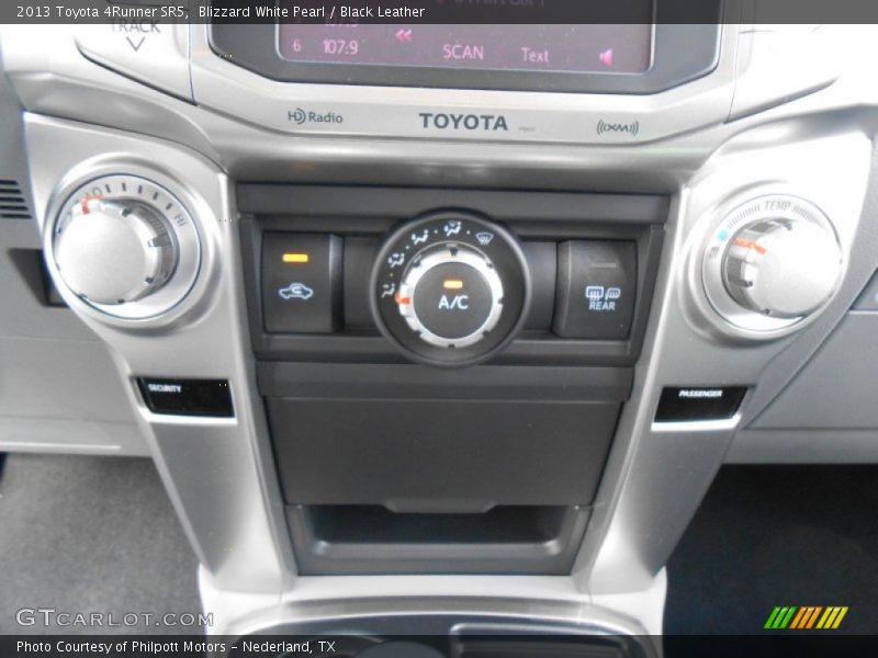 Blizzard White Pearl / Black Leather 2013 Toyota 4Runner SR5