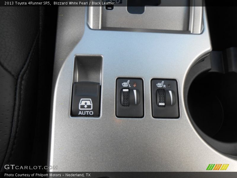 Blizzard White Pearl / Black Leather 2013 Toyota 4Runner SR5