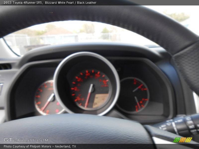 Blizzard White Pearl / Black Leather 2013 Toyota 4Runner SR5