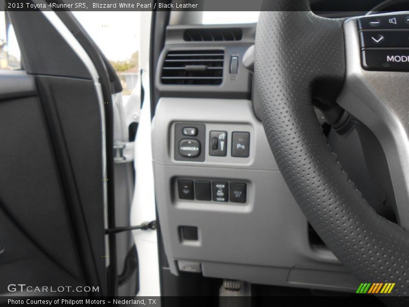 Blizzard White Pearl / Black Leather 2013 Toyota 4Runner SR5