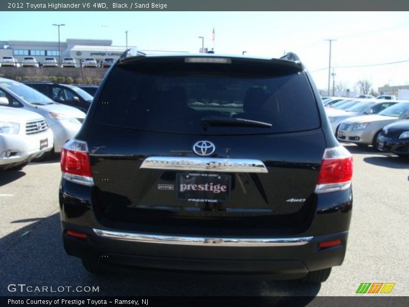 Black / Sand Beige 2012 Toyota Highlander V6 4WD