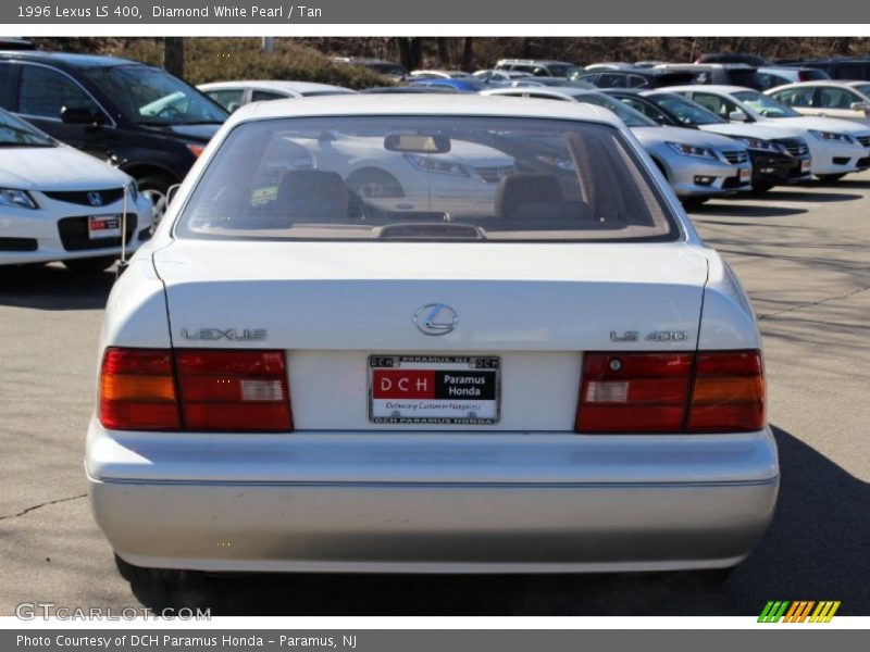 Diamond White Pearl / Tan 1996 Lexus LS 400