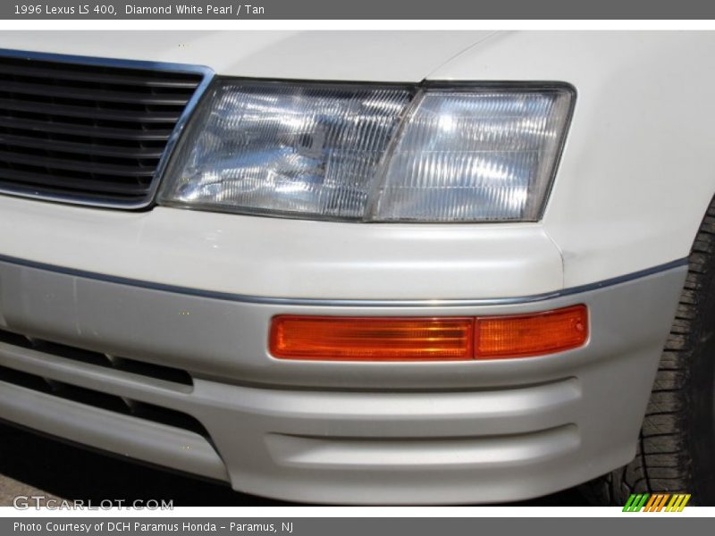 Diamond White Pearl / Tan 1996 Lexus LS 400