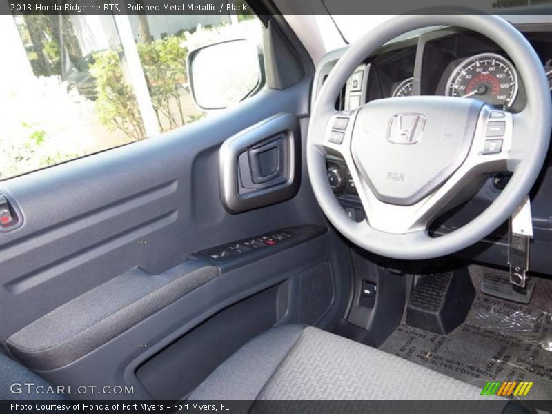 Polished Metal Metallic / Black 2013 Honda Ridgeline RTS