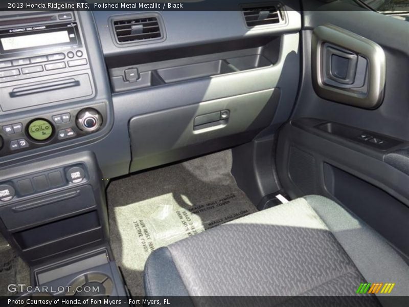 Polished Metal Metallic / Black 2013 Honda Ridgeline RTS