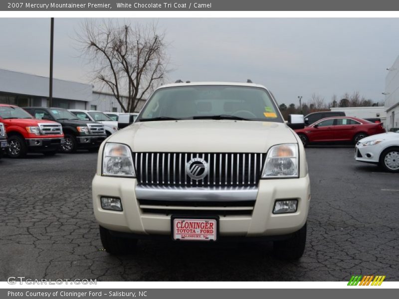 White Chocolate Tri Coat / Camel 2007 Mercury Mountaineer Premier