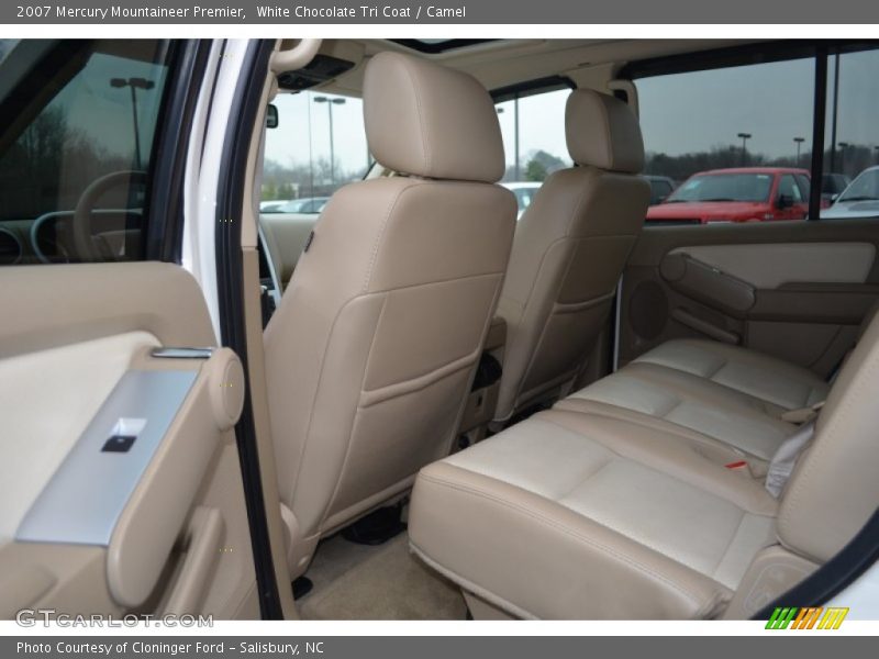 White Chocolate Tri Coat / Camel 2007 Mercury Mountaineer Premier