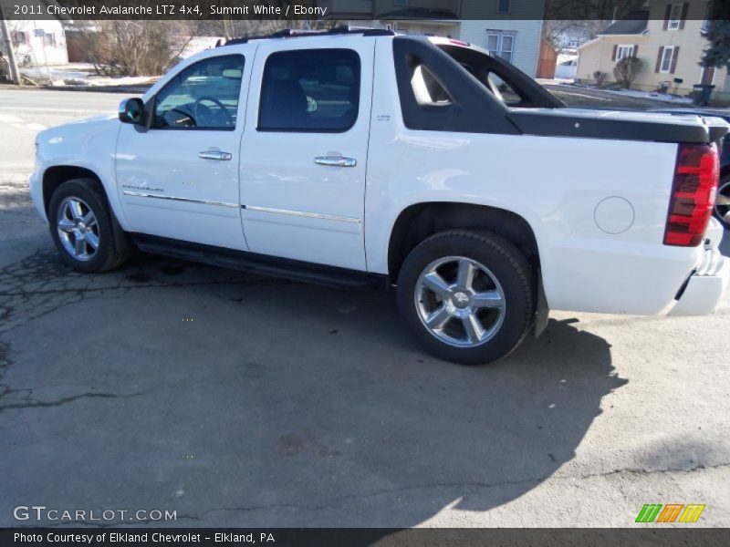 Summit White / Ebony 2011 Chevrolet Avalanche LTZ 4x4