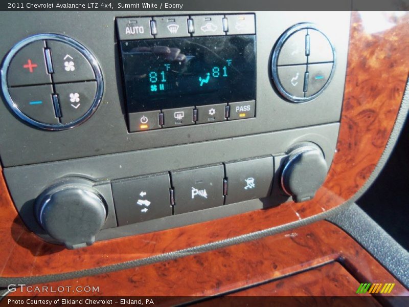 Controls of 2011 Avalanche LTZ 4x4