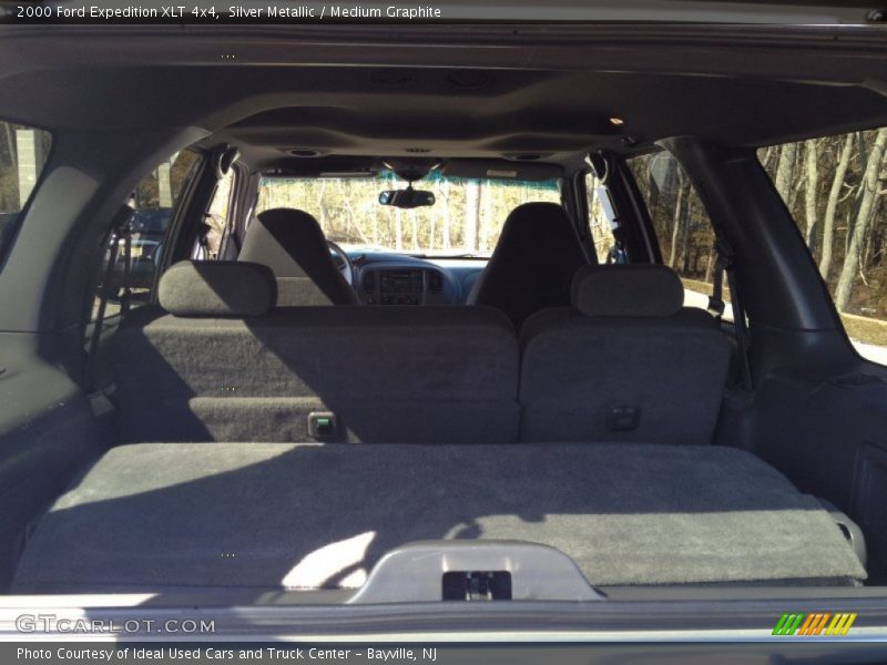 Silver Metallic / Medium Graphite 2000 Ford Expedition XLT 4x4