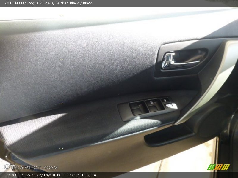 Wicked Black / Black 2011 Nissan Rogue SV AWD