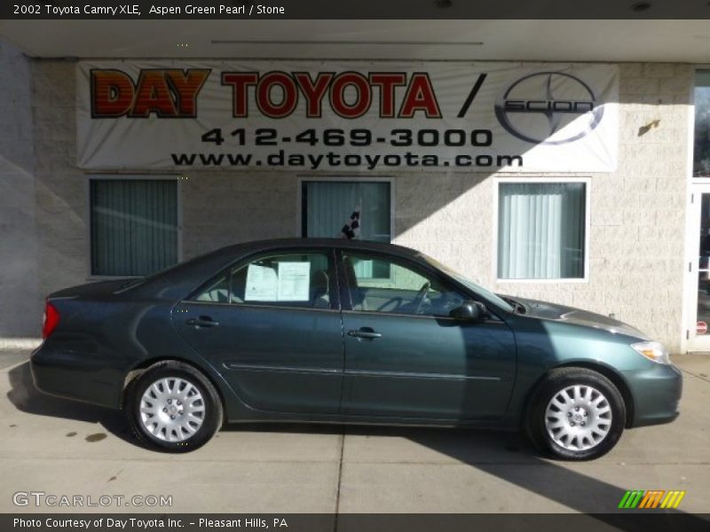 Aspen Green Pearl / Stone 2002 Toyota Camry XLE