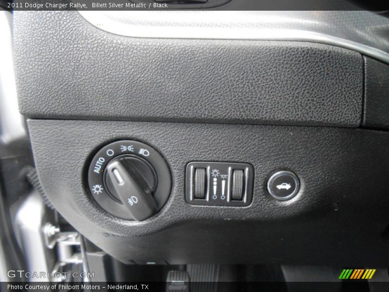 Controls of 2011 Charger Rallye