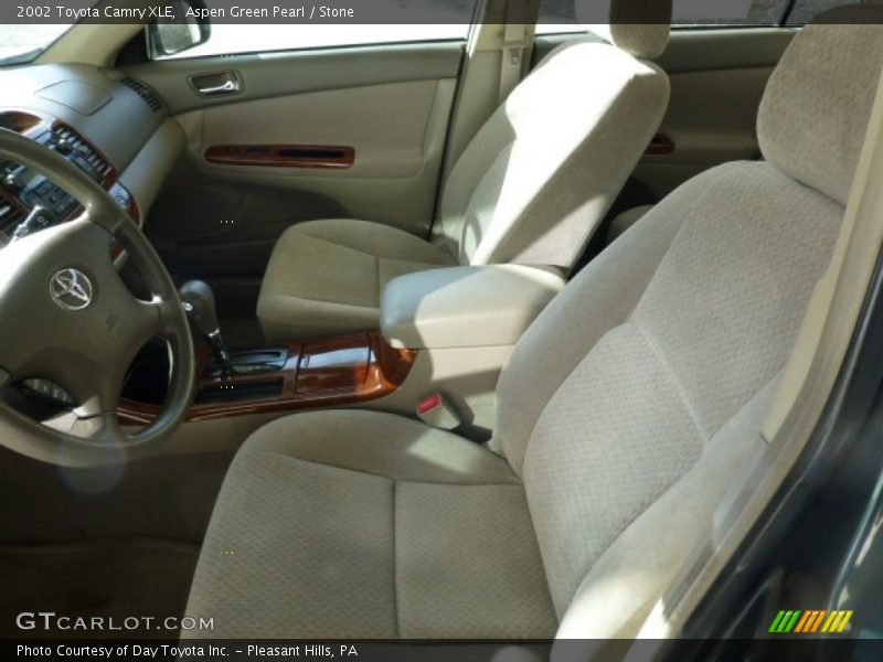 Aspen Green Pearl / Stone 2002 Toyota Camry XLE
