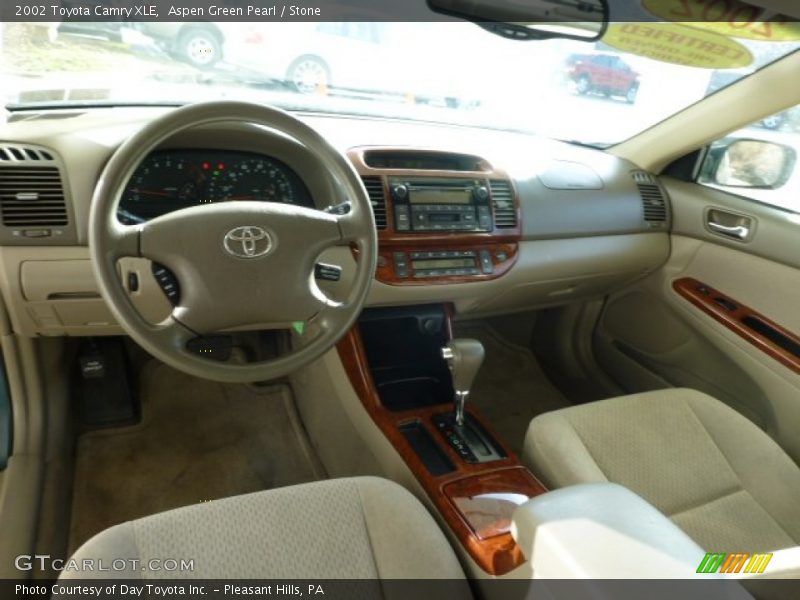 Aspen Green Pearl / Stone 2002 Toyota Camry XLE