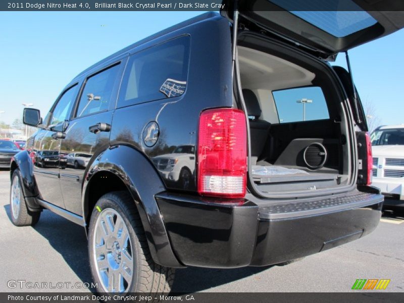 Brilliant Black Crystal Pearl / Dark Slate Gray 2011 Dodge Nitro Heat 4.0