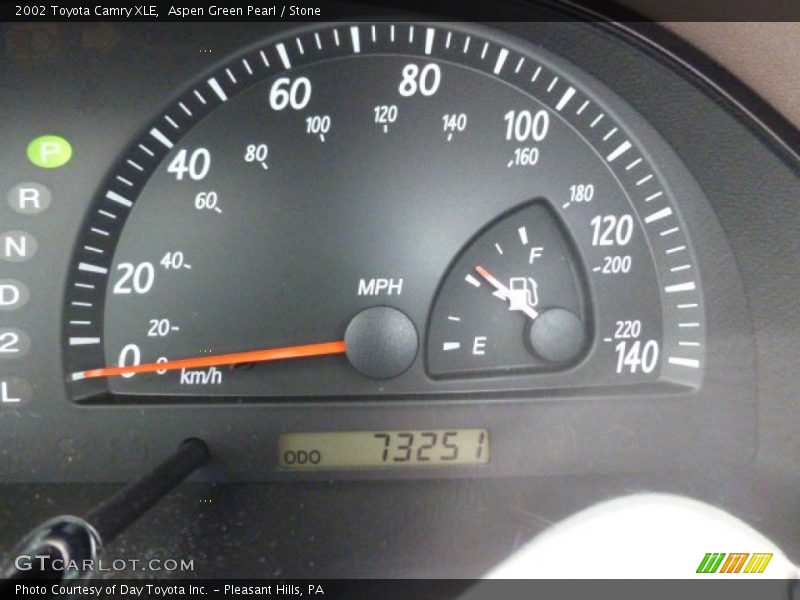Aspen Green Pearl / Stone 2002 Toyota Camry XLE