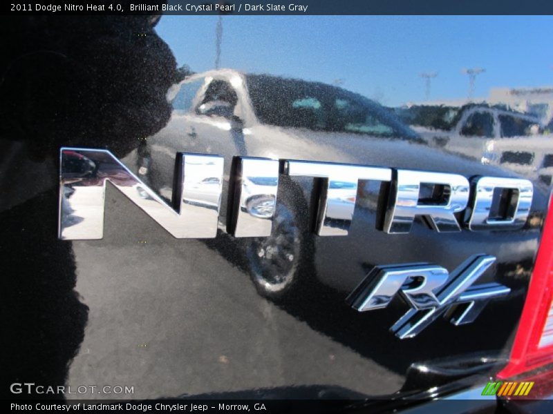 Brilliant Black Crystal Pearl / Dark Slate Gray 2011 Dodge Nitro Heat 4.0