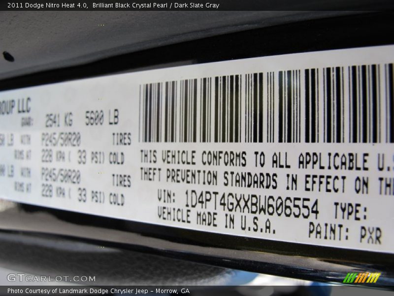 Brilliant Black Crystal Pearl / Dark Slate Gray 2011 Dodge Nitro Heat 4.0