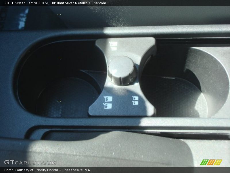 Brilliant Silver Metallic / Charcoal 2011 Nissan Sentra 2.0 SL