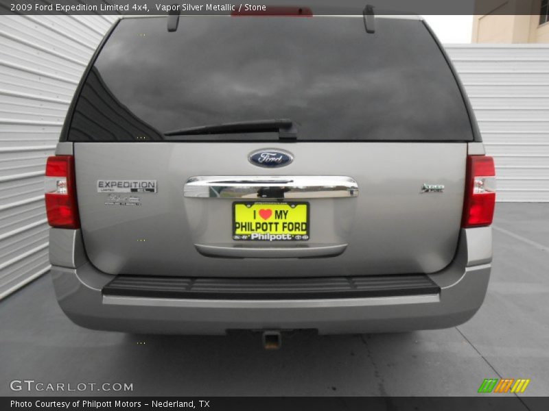 Vapor Silver Metallic / Stone 2009 Ford Expedition Limited 4x4