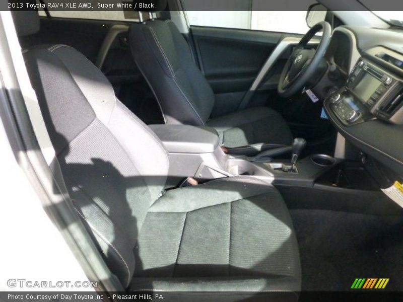 Super White / Black 2013 Toyota RAV4 XLE AWD