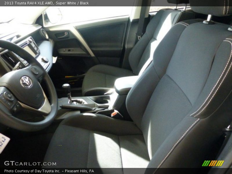 Super White / Black 2013 Toyota RAV4 XLE AWD