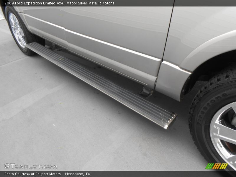 Vapor Silver Metallic / Stone 2009 Ford Expedition Limited 4x4