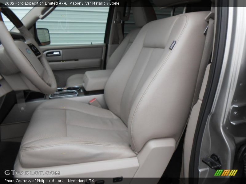 Front Seat of 2009 Expedition Limited 4x4
