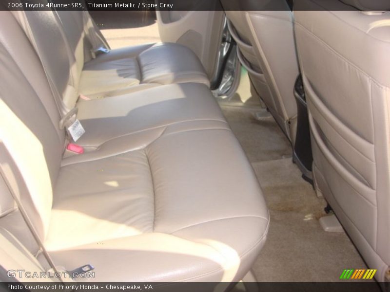 Titanium Metallic / Stone Gray 2006 Toyota 4Runner SR5