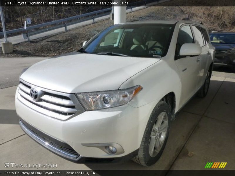 Blizzard White Pearl / Sand Beige 2013 Toyota Highlander Limited 4WD