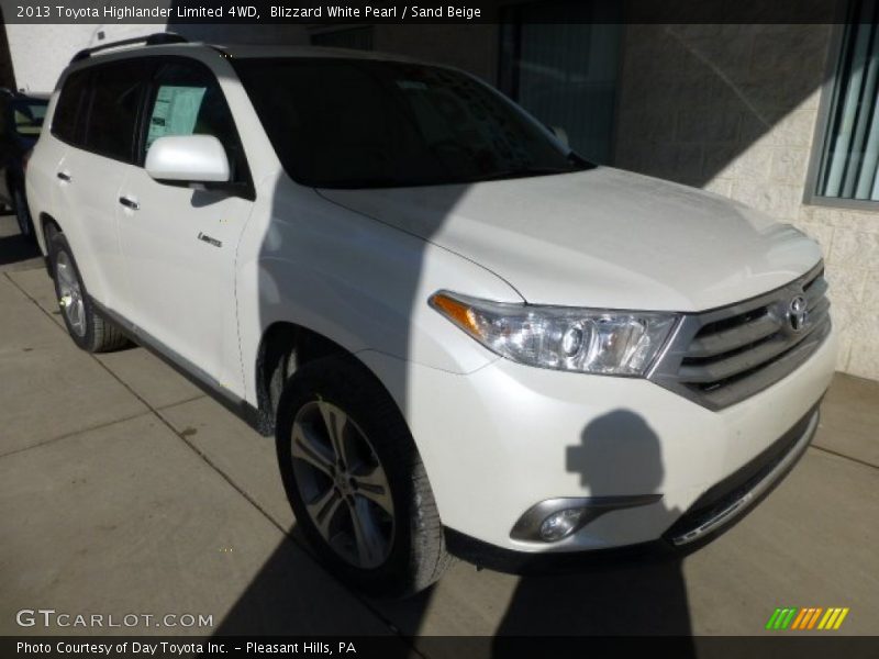 Blizzard White Pearl / Sand Beige 2013 Toyota Highlander Limited 4WD