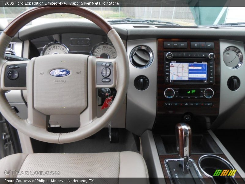 Dashboard of 2009 Expedition Limited 4x4