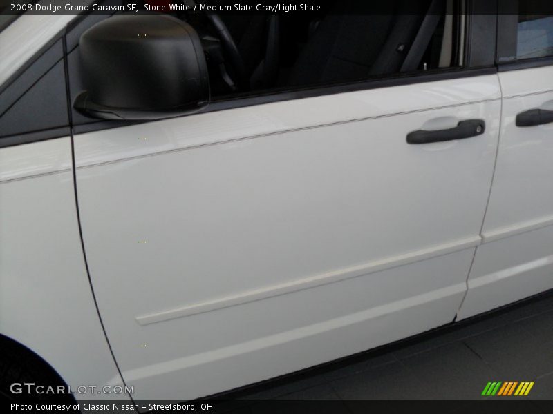 Stone White / Medium Slate Gray/Light Shale 2008 Dodge Grand Caravan SE