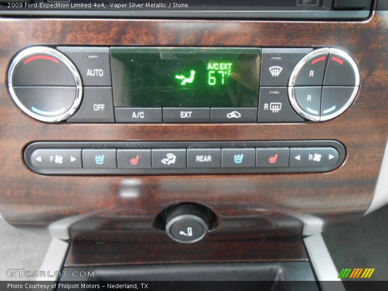 Controls of 2009 Expedition Limited 4x4
