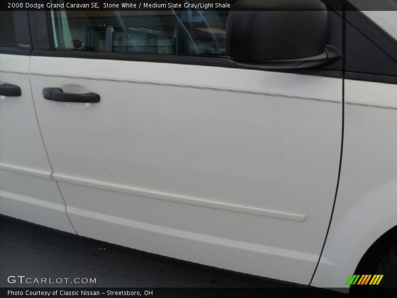 Stone White / Medium Slate Gray/Light Shale 2008 Dodge Grand Caravan SE