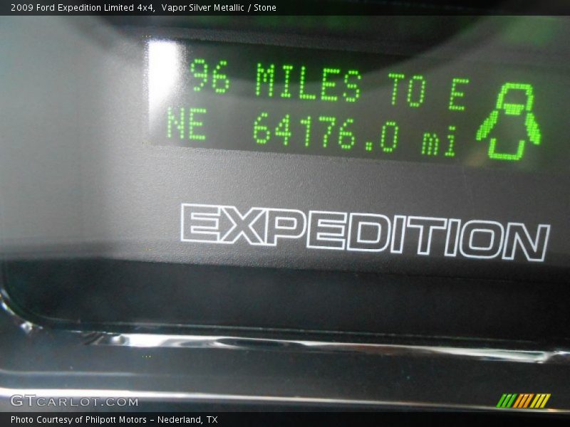 Vapor Silver Metallic / Stone 2009 Ford Expedition Limited 4x4