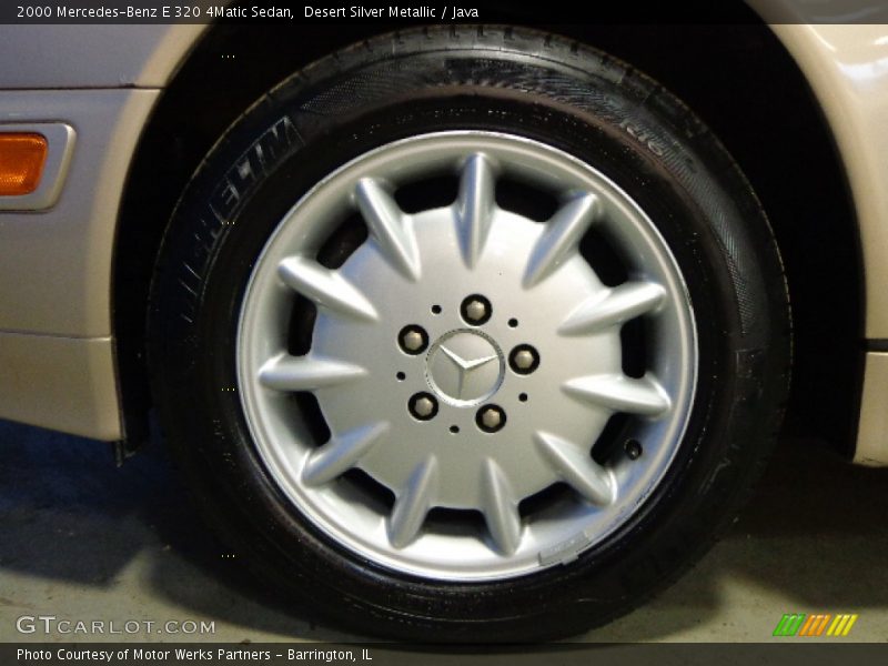  2000 E 320 4Matic Sedan Wheel