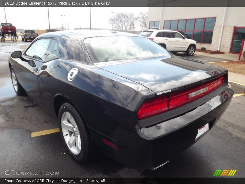 Pitch Black / Dark Slate Gray 2013 Dodge Challenger SXT