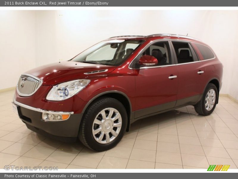 Front 3/4 View of 2011 Enclave CXL