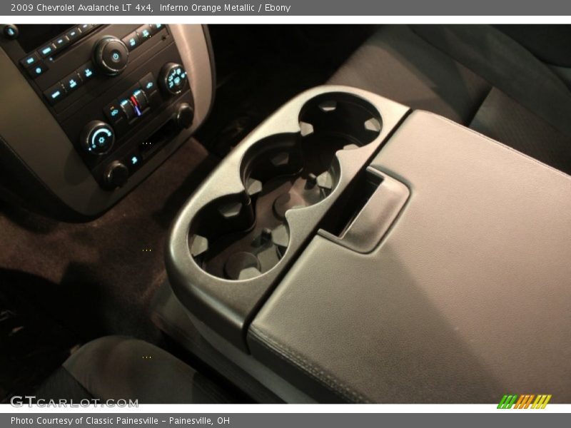 Inferno Orange Metallic / Ebony 2009 Chevrolet Avalanche LT 4x4