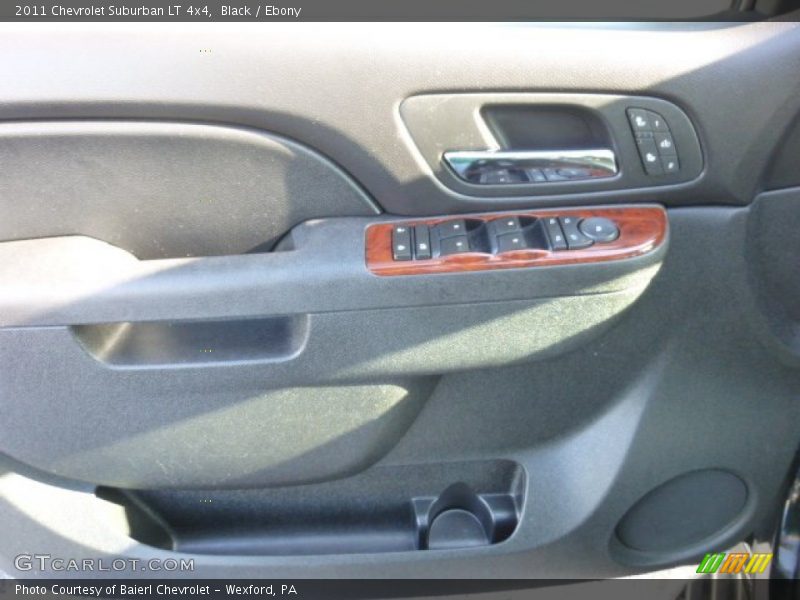 Black / Ebony 2011 Chevrolet Suburban LT 4x4