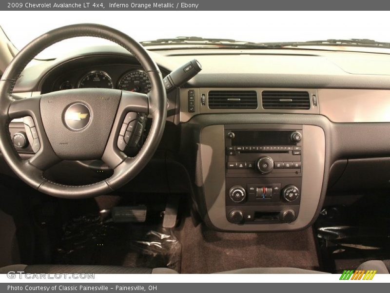 Dashboard of 2009 Avalanche LT 4x4