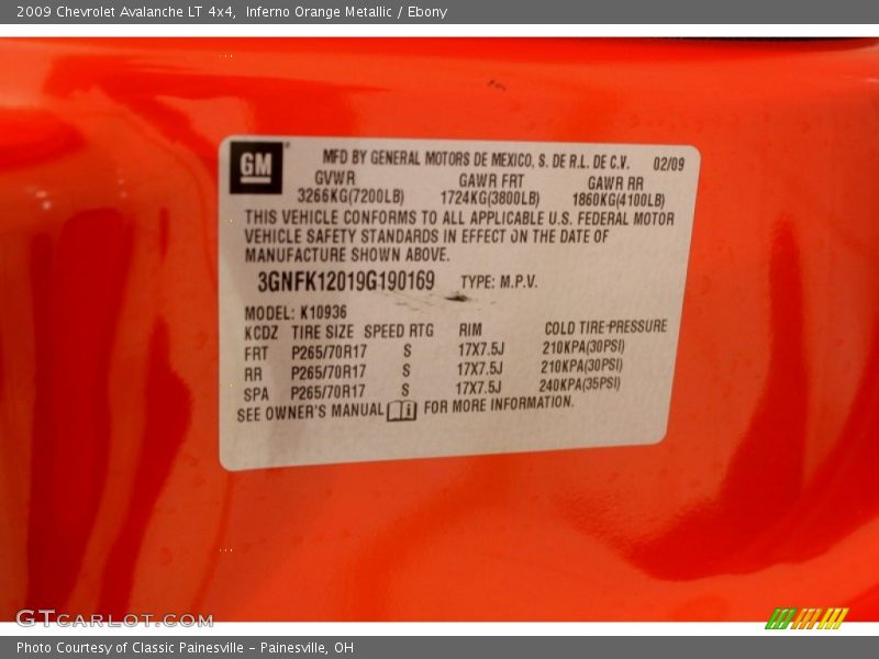 Inferno Orange Metallic / Ebony 2009 Chevrolet Avalanche LT 4x4