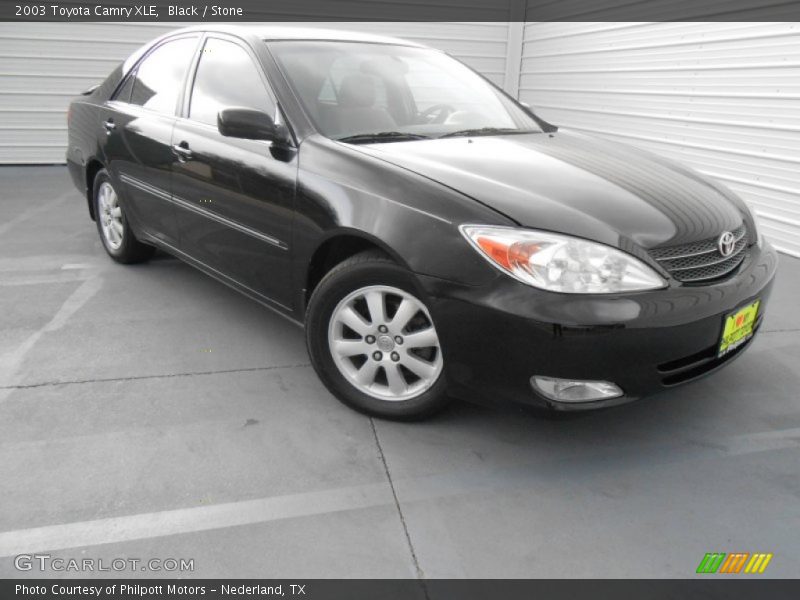 Black / Stone 2003 Toyota Camry XLE
