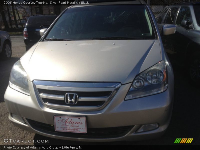 Silver Pearl Metallic / Black 2006 Honda Odyssey Touring