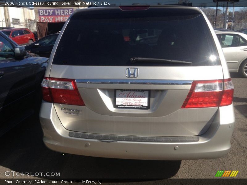 Silver Pearl Metallic / Black 2006 Honda Odyssey Touring