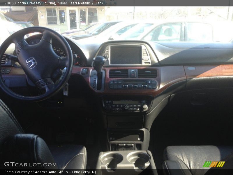 Silver Pearl Metallic / Black 2006 Honda Odyssey Touring